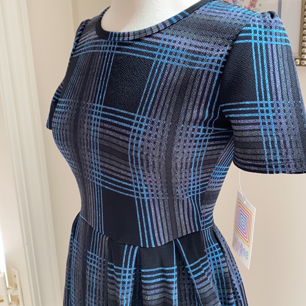 • Lularoe Amelia Dress • - Picture 6 of 8